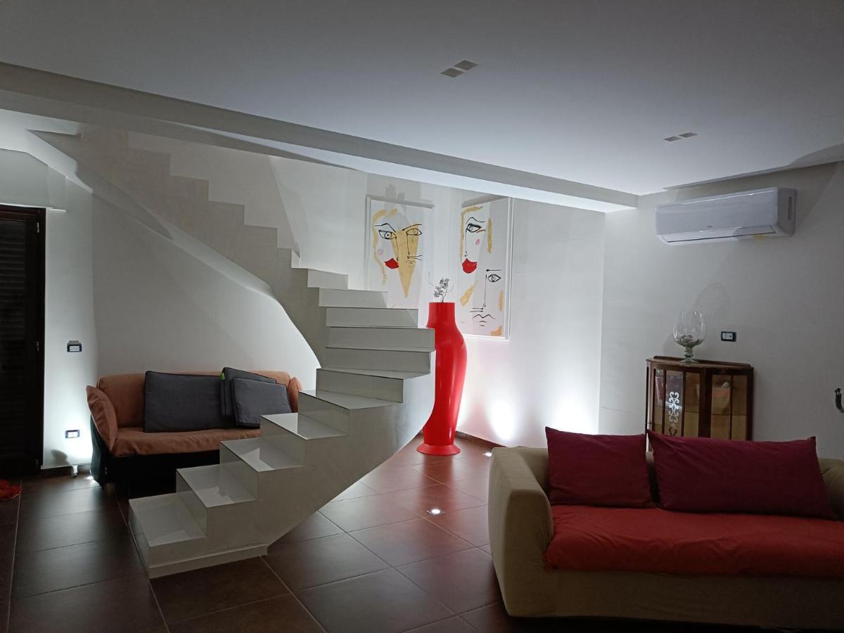 Belvilla By Oyo Modern Villa In Nissoria With Pool المظهر الخارجي الصورة